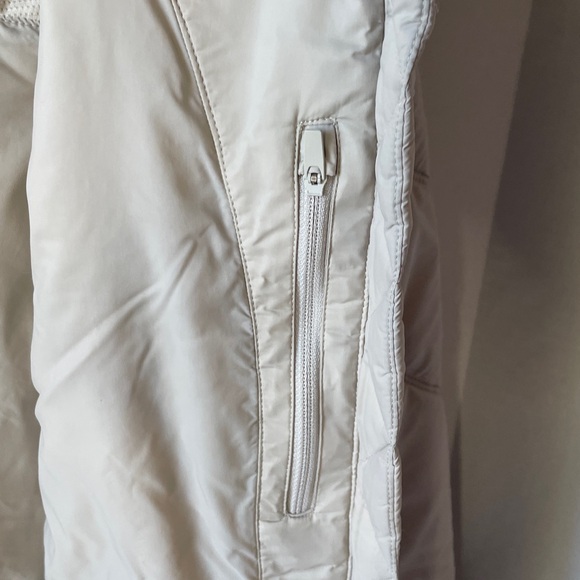 Athleta Women's Light Beige Quilted Puffer Jacket Primaloft - Picture 8 of 11